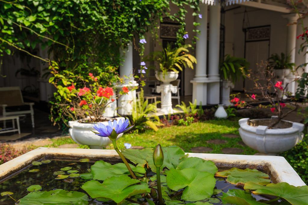 Villa Blanco Дехивала-Маунт-Лавиния Экстерьер фото
